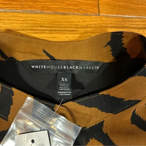 New NWT White House Black Market 3Q Popover Brown Tiger Blouse Size XS Career - Picture 4 of 8